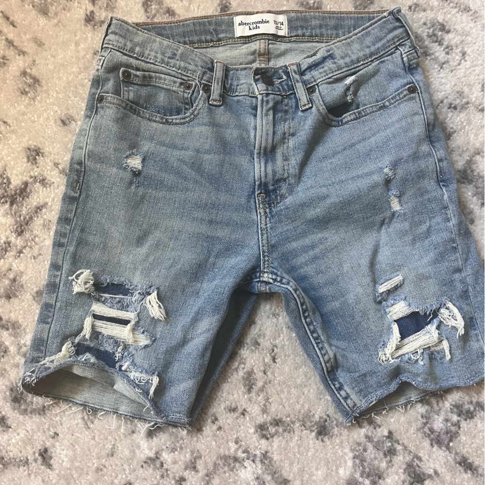 Abercrombie boys shorts- good condition